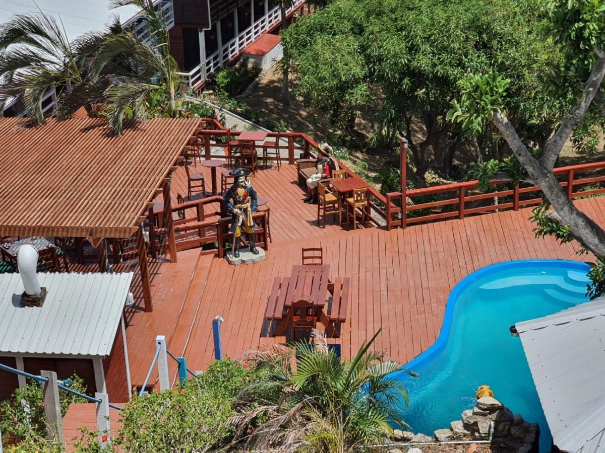 Hotel And Dive Center Roatan Yacht Club French Harbour Dış mekan fotoğraf