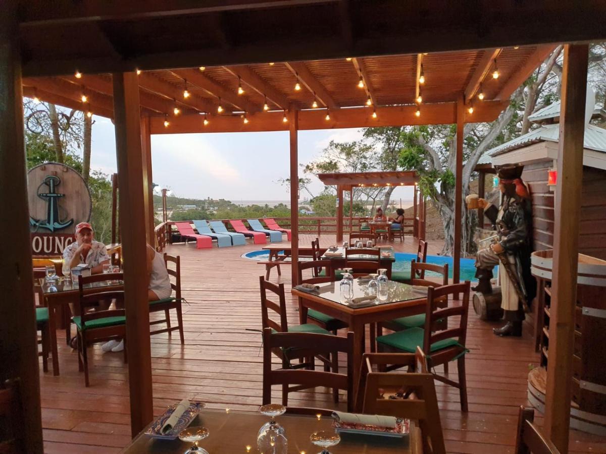 Hotel And Dive Center Roatan Yacht Club French Harbour Dış mekan fotoğraf