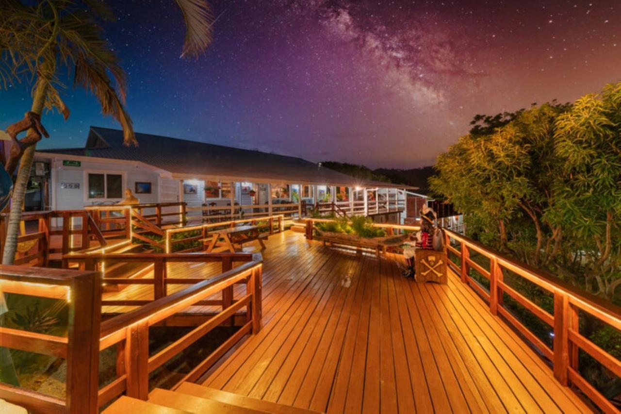 Hotel And Dive Center Roatan Yacht Club French Harbour Dış mekan fotoğraf