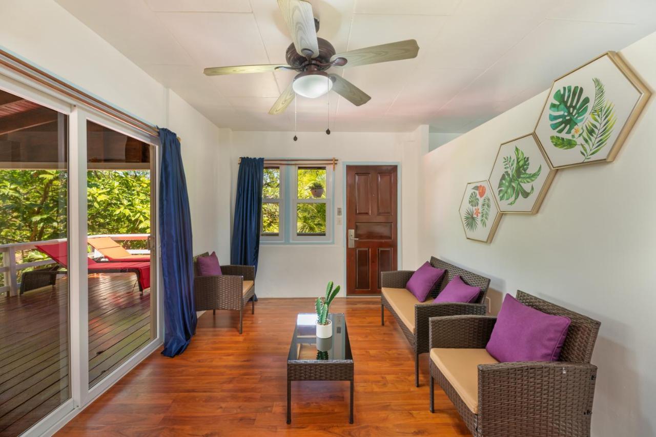 Hotel And Dive Center Roatan Yacht Club French Harbour Dış mekan fotoğraf